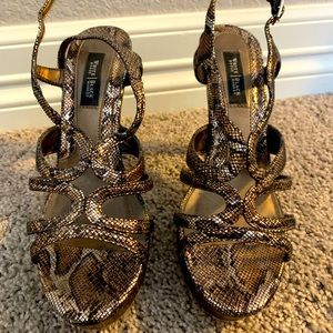 White House black market snake print heels. Size 6.